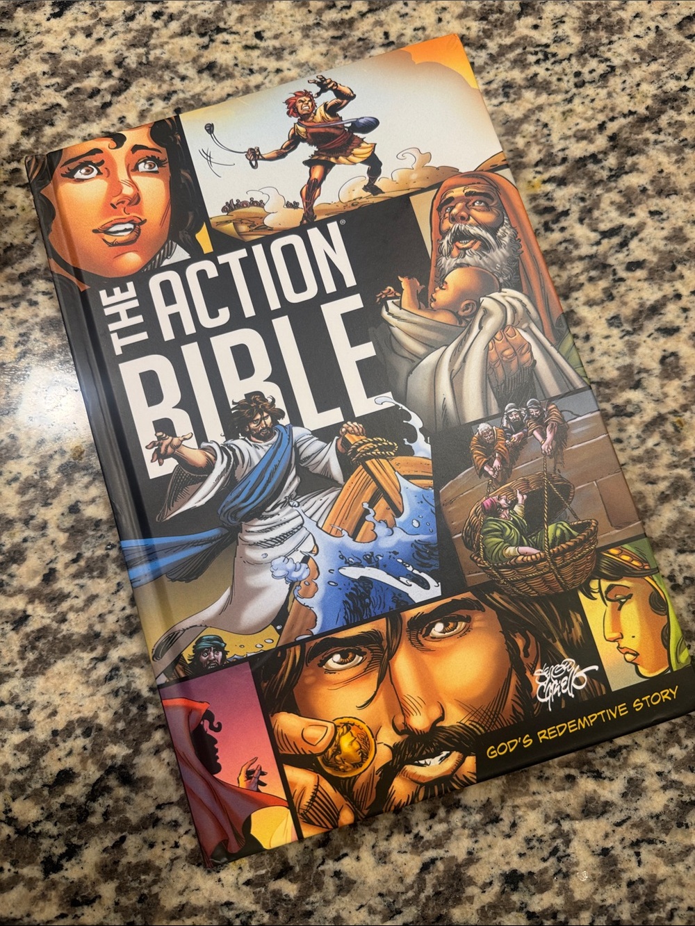 🆕 The Action Bible - Multicolor Graphic Book. Brand New!!✝️
